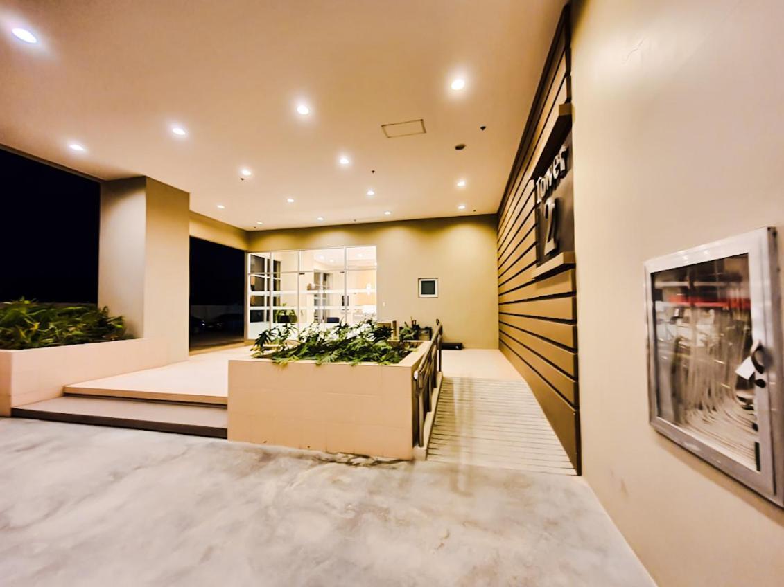Zen Living Condo At Avida Atria Tower 2 Iloilo Esterno foto